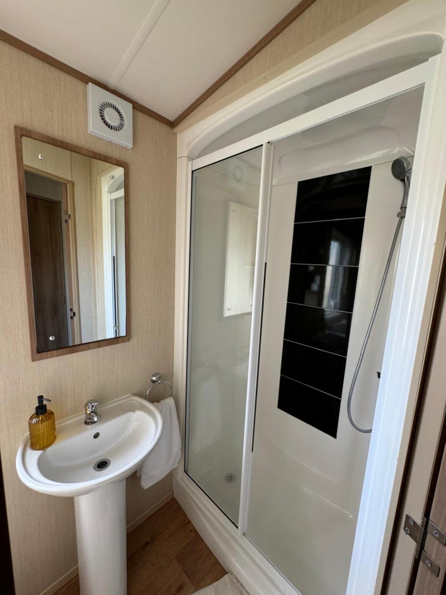 Hot Tub Retreat At Tattershall Lakes Exterior photo